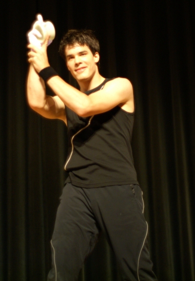 Jan Schmutz - Bond