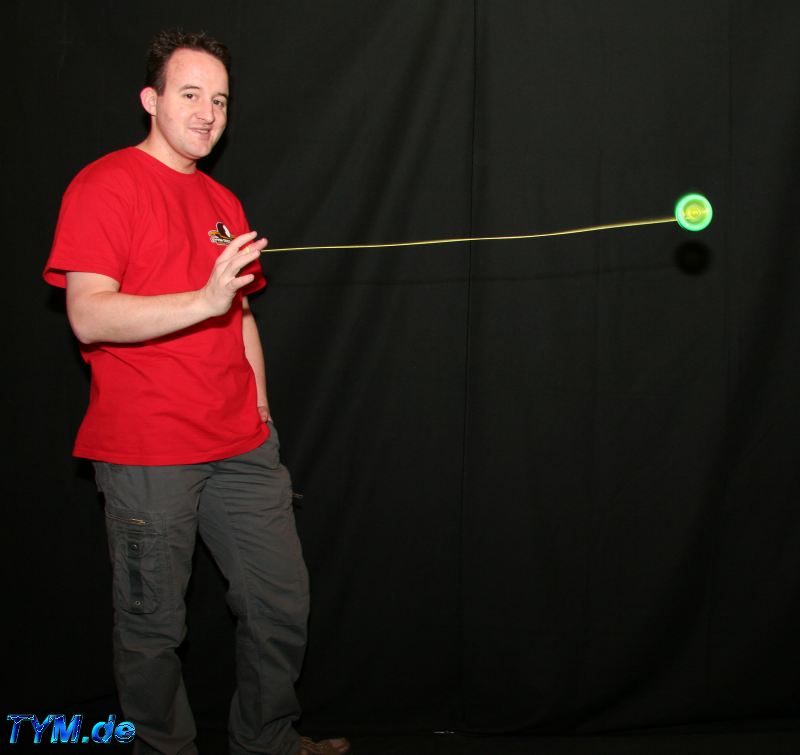 Yo-Yo Trick Forward Pass 3